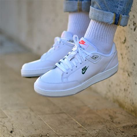 nike grandstand